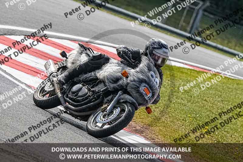 donington no limits trackday;donington park photographs;donington trackday photographs;no limits trackdays;peter wileman photography;trackday digital images;trackday photos